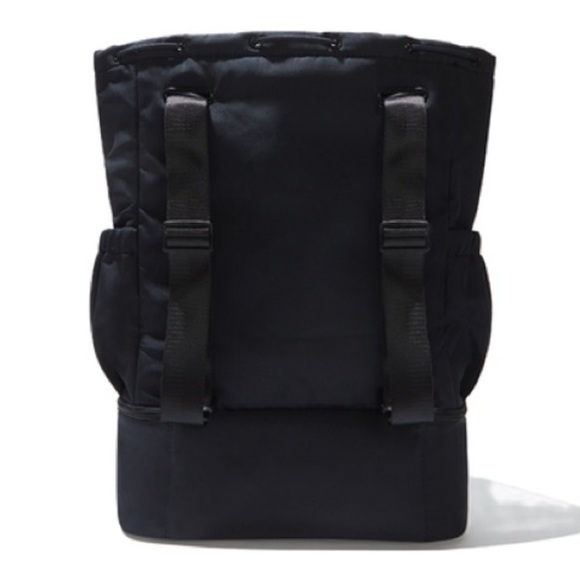 Beyond Yoga Gym Bag - Black Convertible Tote or Backpack w/ Shoe Compartment NWT - Picture 5 of 13